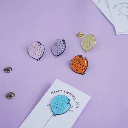 PIN "SMASH PATRIARCHY" 